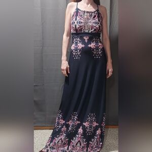 Venus Elegant Black and Pink Maxi Dress